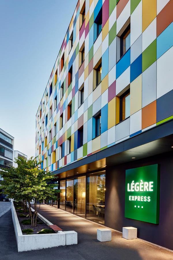 ホテル Legere Express ツットリンゲン エクステリア 写真
